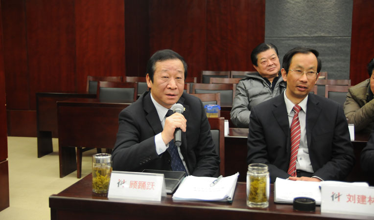 華億集團副總裁顧踴躍發表講話