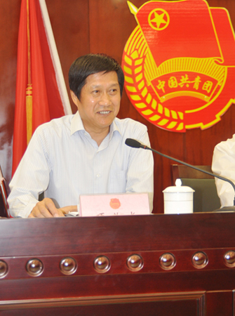 華億集團董事長項義水發表講話