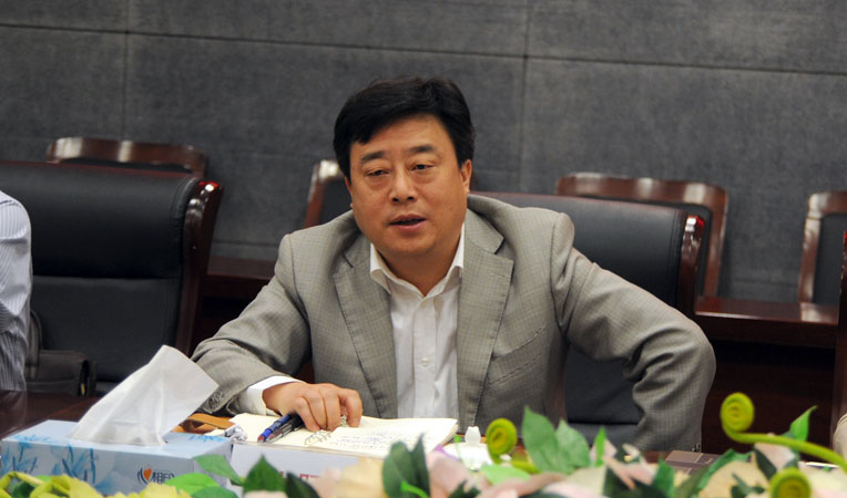 鏡湖區(qū)區(qū)長(zhǎng)孫躍文發(fā)表講話