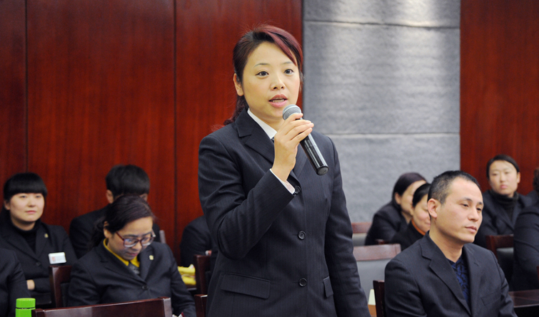 繁昌華億國際總經理張玲祝全體同仁新春快樂