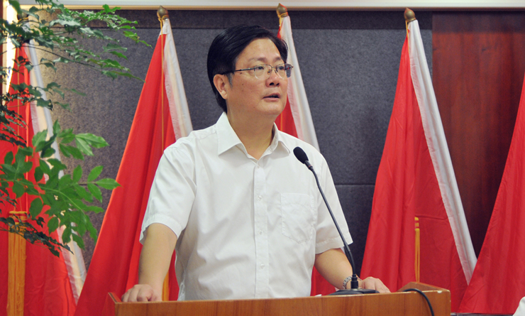 華億集團(tuán)黨委書記作工作報(bào)告