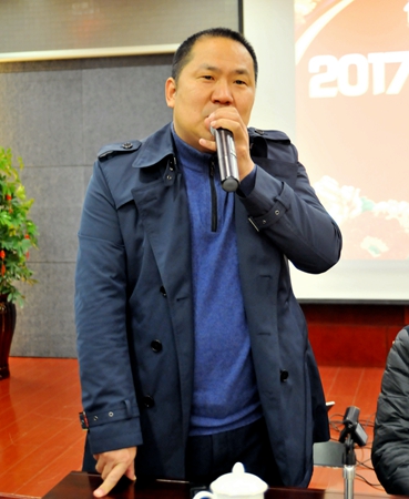 張靖副總裁向大家拜年