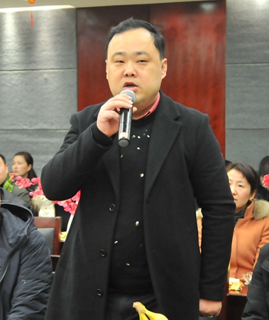 華億樂購公司黃成功向大家拜年