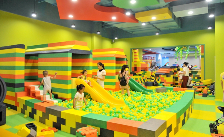 小馬王國滁州店內景