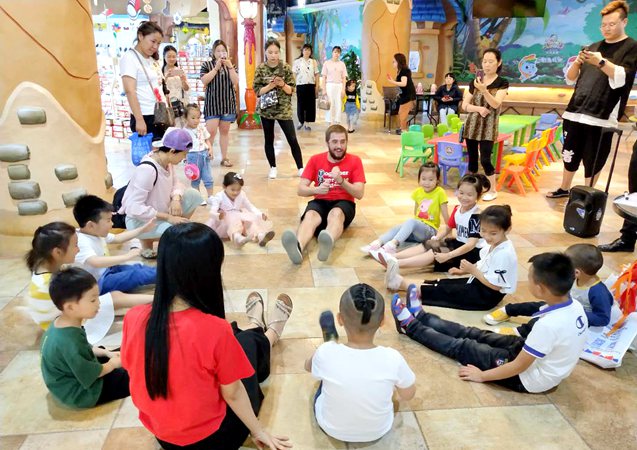 小馬王國蕪湖店六一活動現場