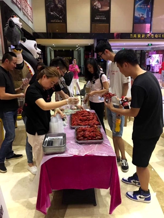 影迷免費領取美味龍蝦