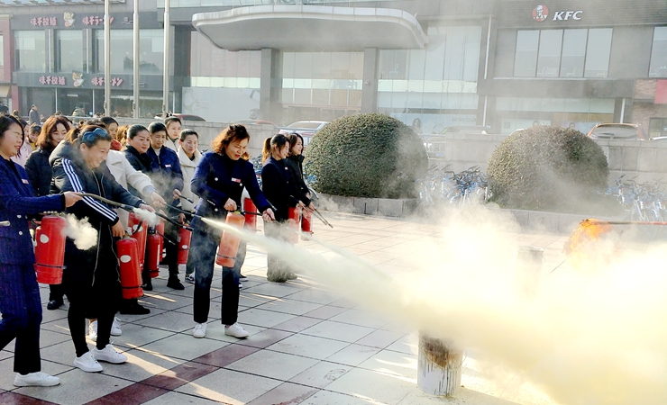 華億集團舉行消防滅火實戰演練