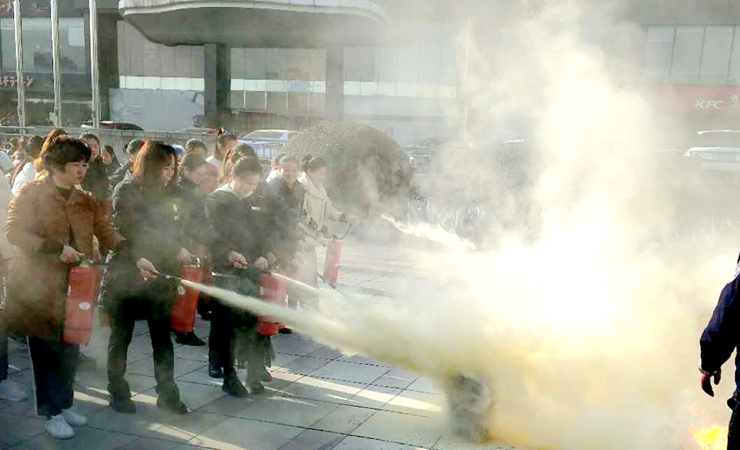 華億集團舉行消防滅火實戰演練