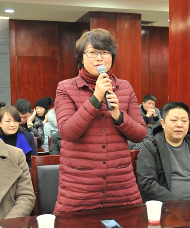 偉晨文化公司總經理孫艷拜年